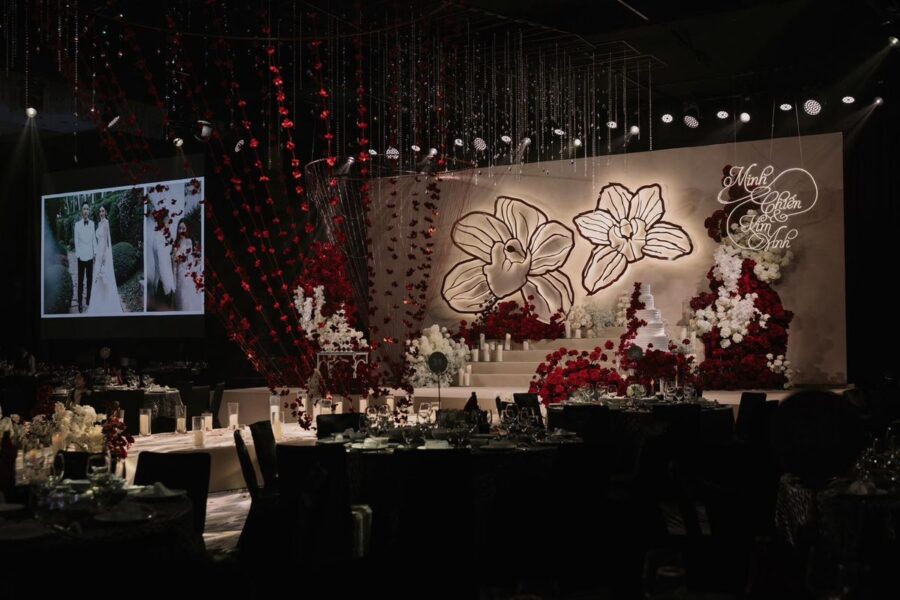 Trang trí tiệc cưới và event tại Đồng Tháp với backdrop, hoa và khu vực đón khách
